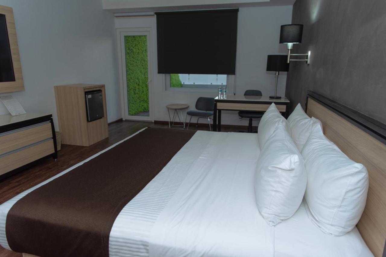 Fato Hotel Querétaro Exteriör bild