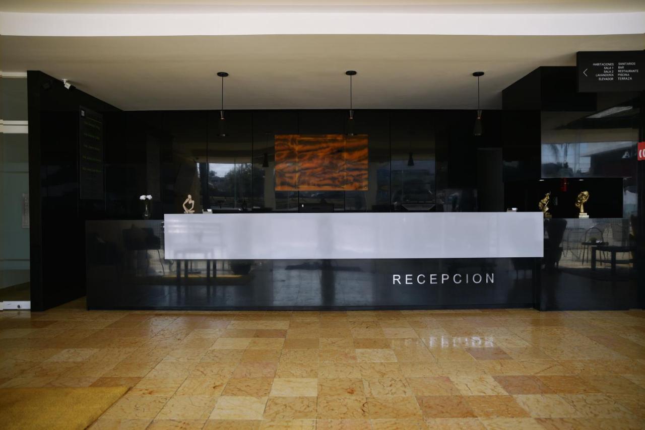 Fato Hotel Querétaro Exteriör bild